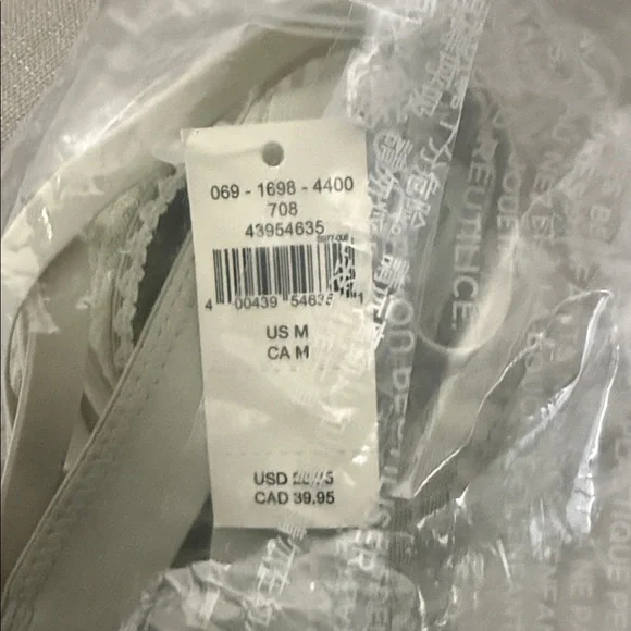 Elegant Mint Green Lace Bralette - Picture 6 of 6